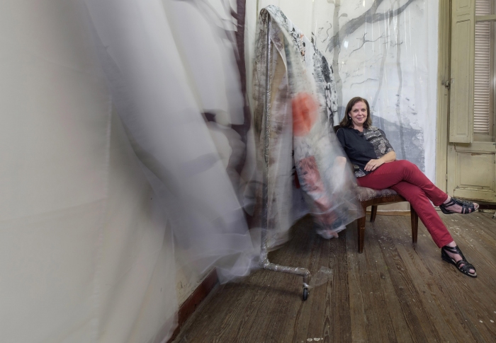 Fotografía: Roberto Schettini - Claudia Anselmi - Los juegos en el bosque _que el viento hable - Museo Nacional de Artes Visuales